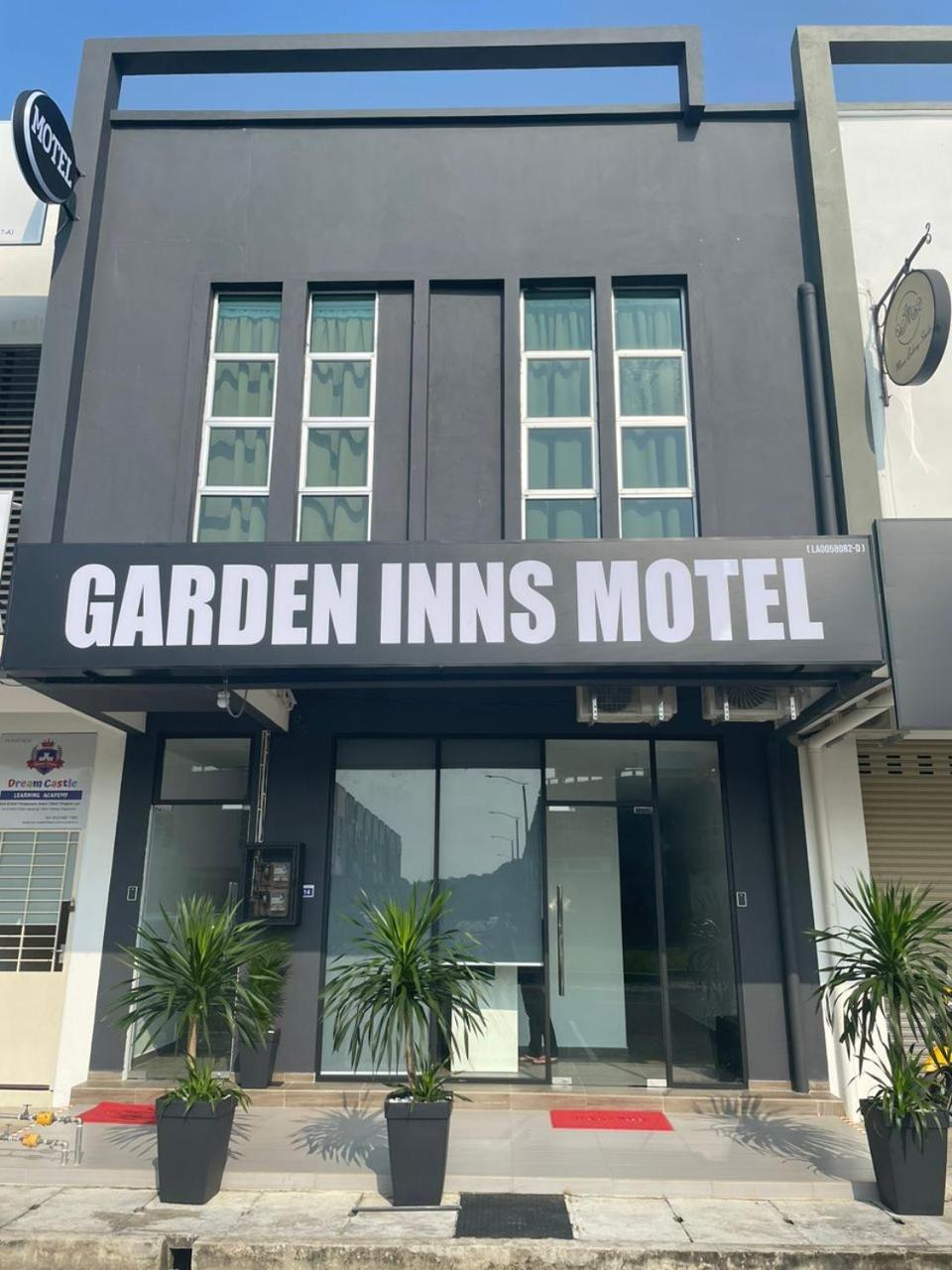Garden Inns Motel Kangar Exterior foto